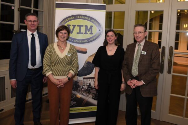 Van links naar rechts Kurt Himpe, Hilde Colpaert, Leen Breyne en Eddy Stragier